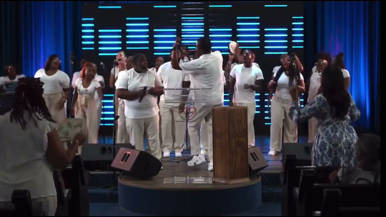 "He's A Wonder"-  by Chicago Mass Choir Sung by  New Zion Temple Church Mass Choir