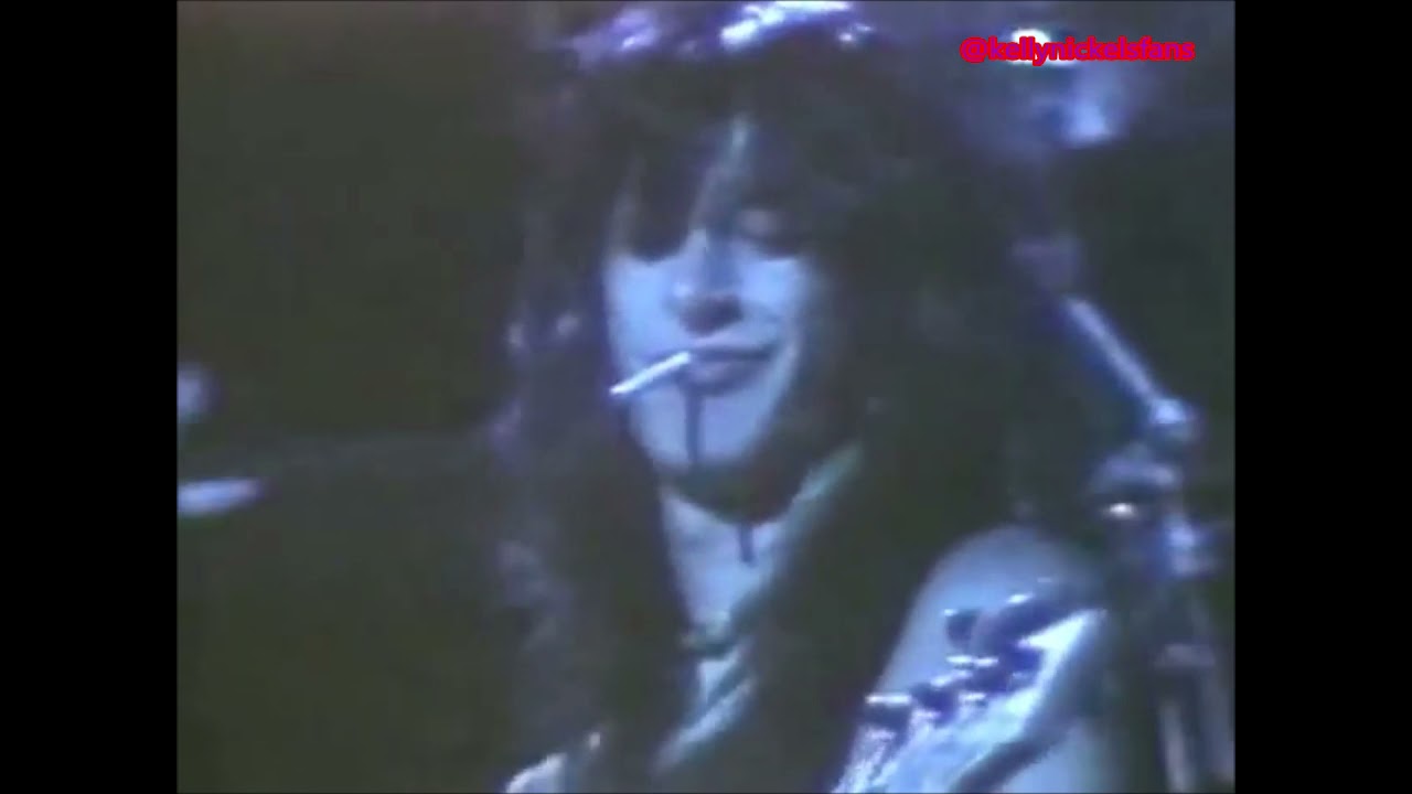 Kelly Nickels - Nothin' Better To Do