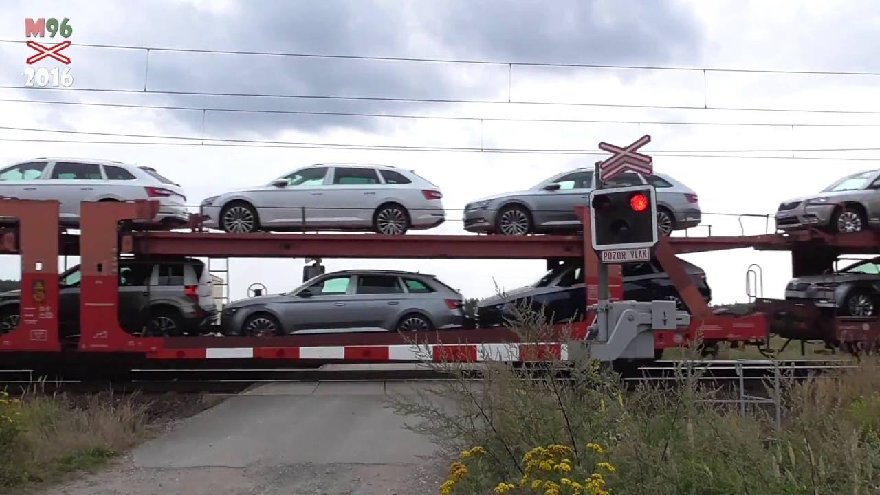 Železniční přejezd Starý Kolín #1 [P4918] - 16.8.2016 / Czech railroad crossing