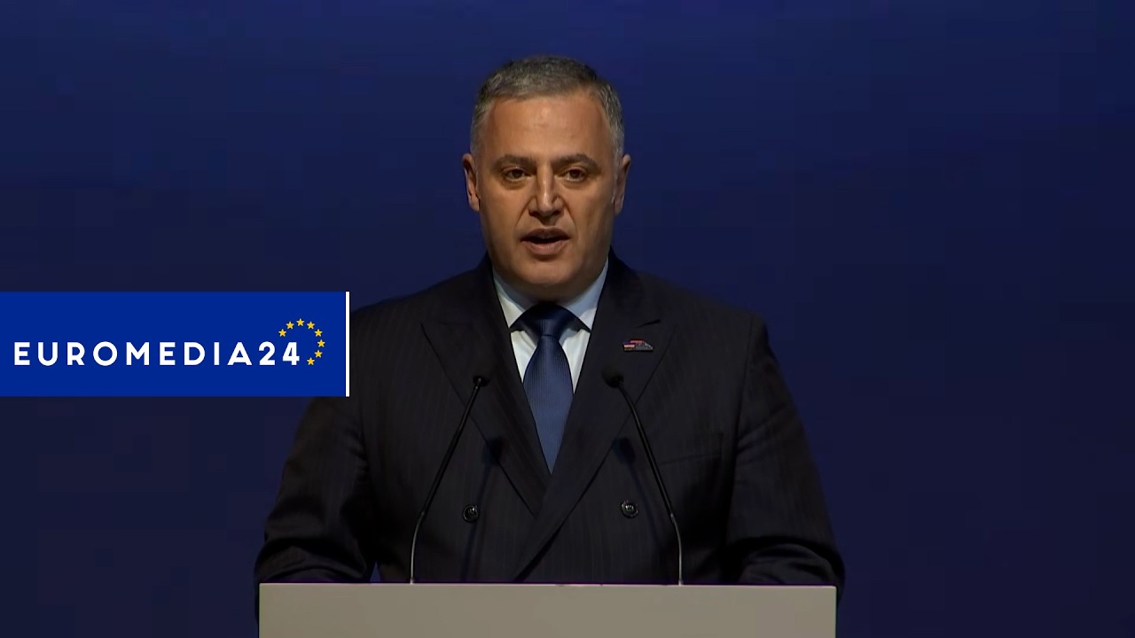 Ծառայությունը պետք է լինի արժանապատիվ ոչ միայն խոսքով, այլեվ՝ գործով