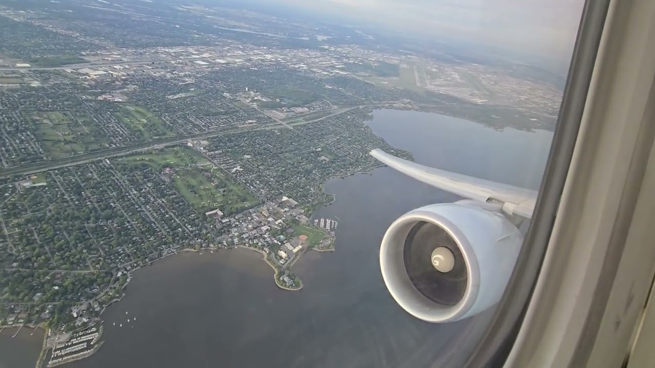 Boeing 777-333ER Takeoff