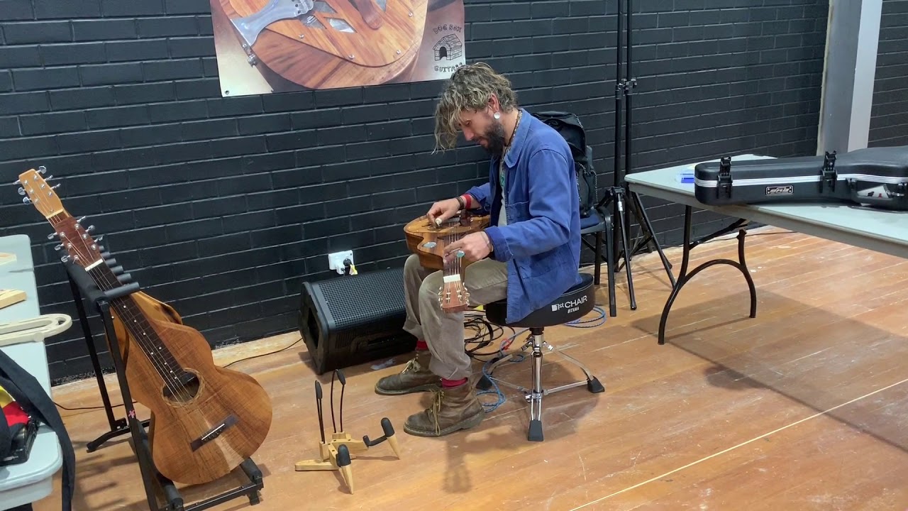 John Butler plays the Dog Box Guitars Triessenborn at the Strings Attached WA Guitar Festival
