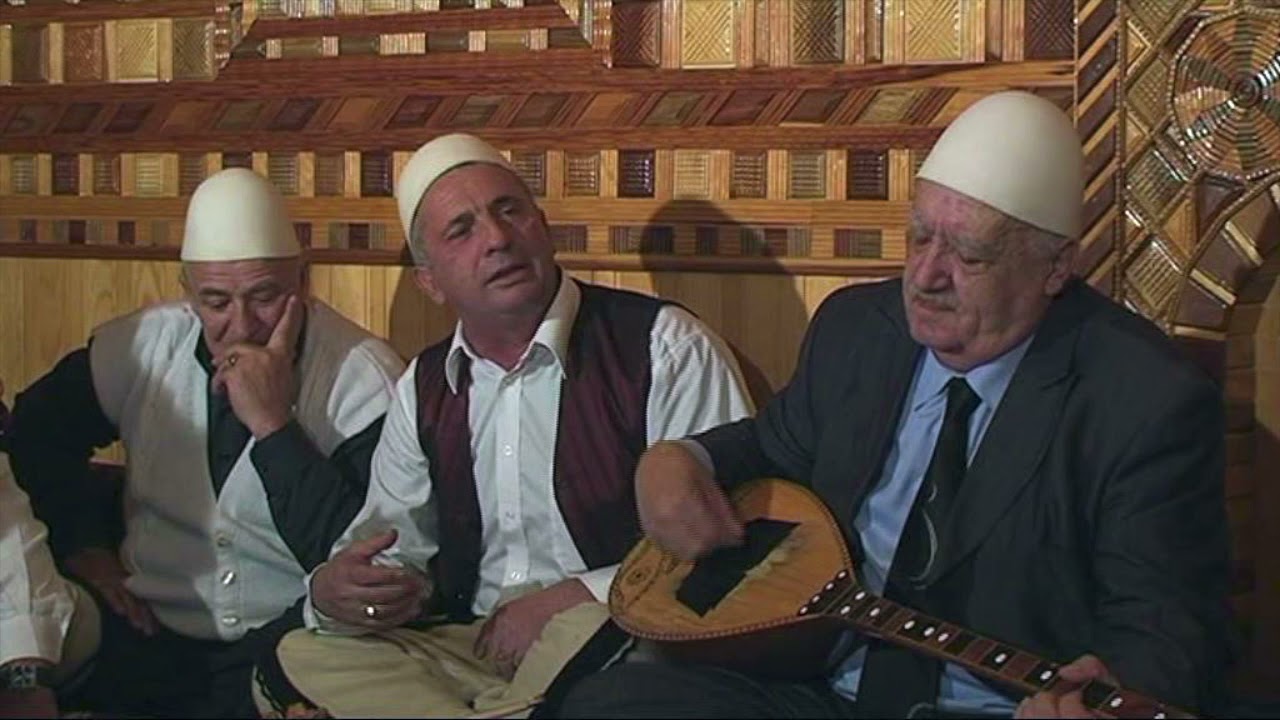 BAJRUSH DODA  - Isa Beg Pot Thrretë Nana