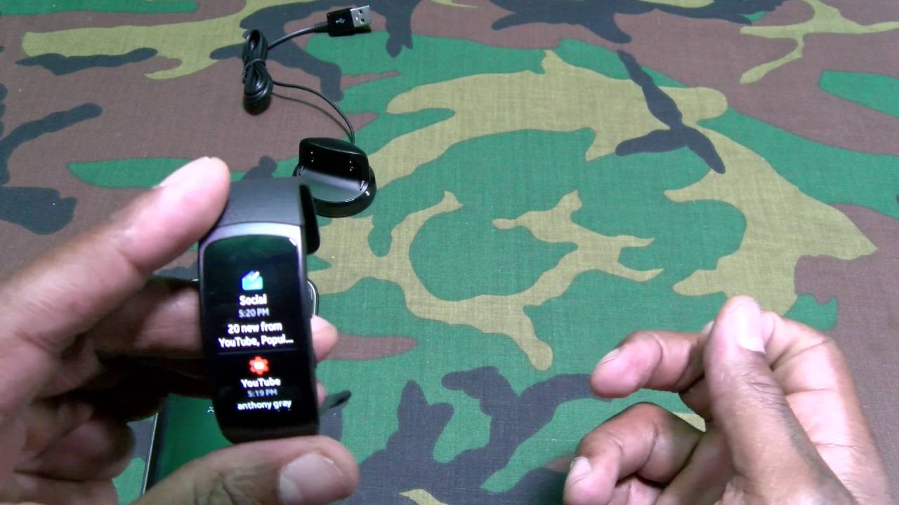 Samsung Gear Fit 2 Unboxing and First Impressions