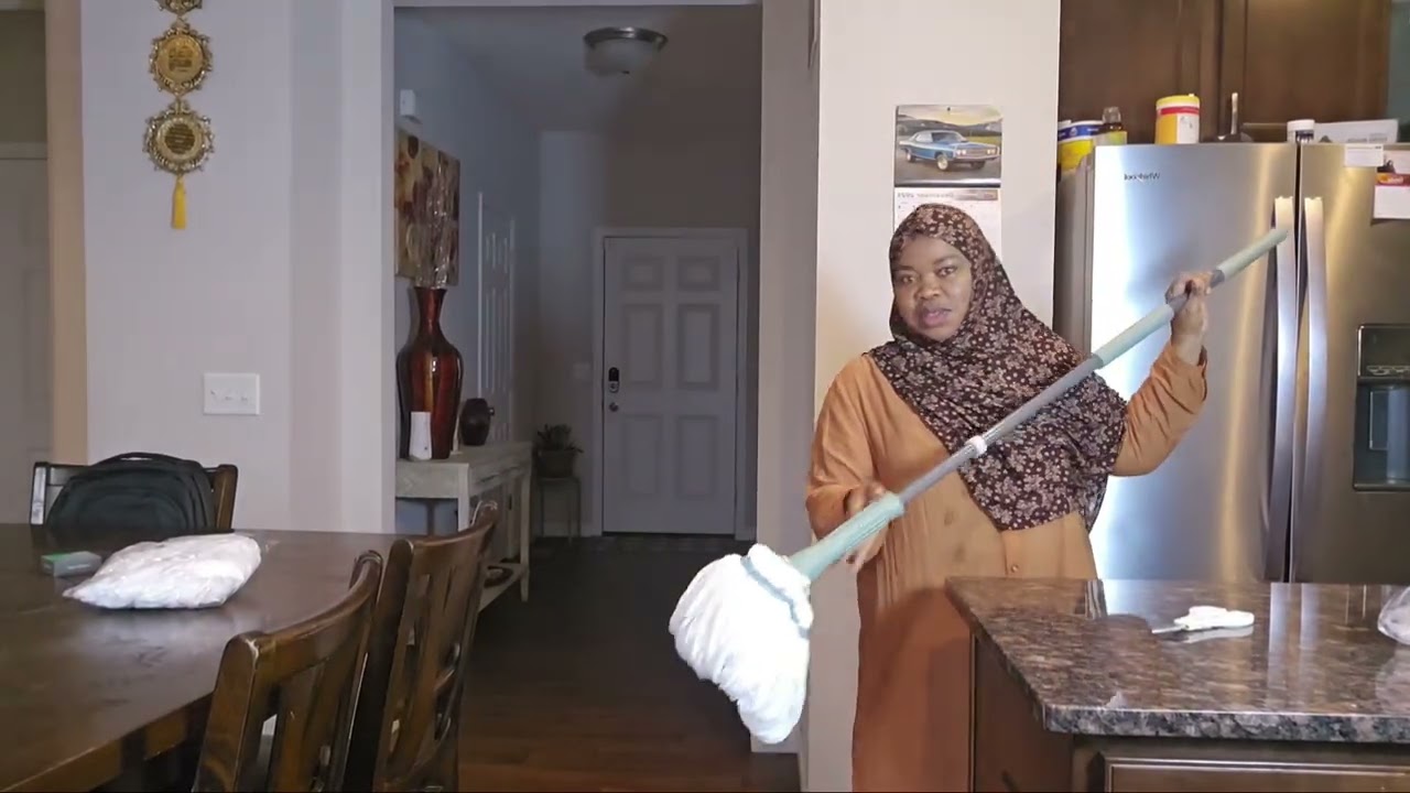 Cleaning My House Before New Years |•Aminata Official •|