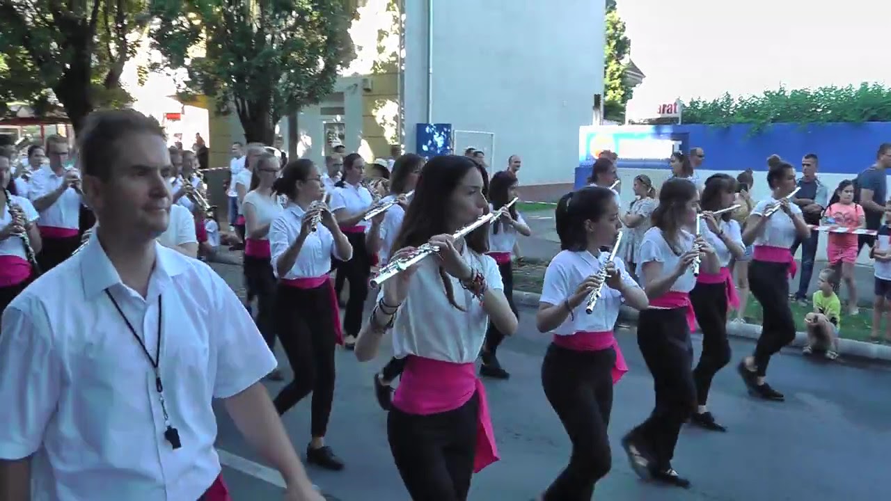 Virágkarnevál 2019 - DME vonulós / Debreceni Zenede Ifjúsági Fúvószenekara