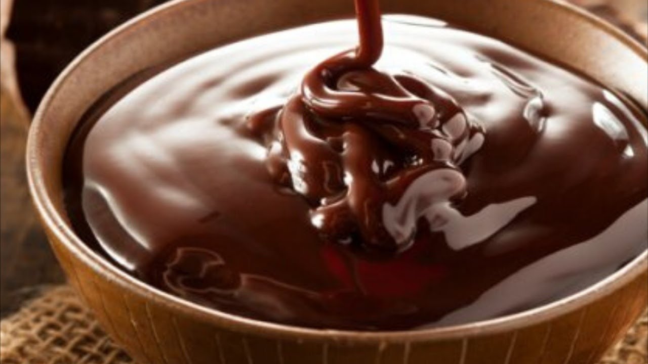 Como Fazer Calda de chocolate de Pudim Perfeita Que  Não Endurece Cristaliza Método Profissional