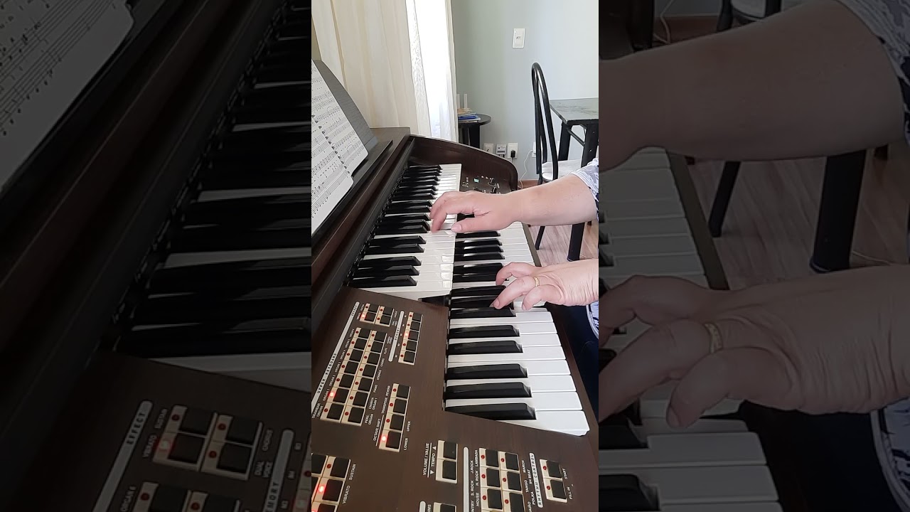 Hino 388 (84 BPM) 