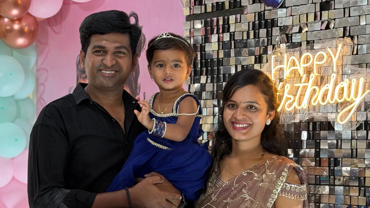 Wow ನಮ್ ಕ್ರಿಶ್ವಿ birthday ಇಷ್ಟು ಗ್ರಾಂಡ್ ಆಗುತ್ತೆ ಅಂತ ಅನ್ಕೊಂಡು ಇರಲಿಲ್ಲ😘😍ಅವರ ಅಪ್ಪ ಮತ್ತೆ ಅಜ್ಜಿ ಗಿಫ್ಟ್ 🤔🥳