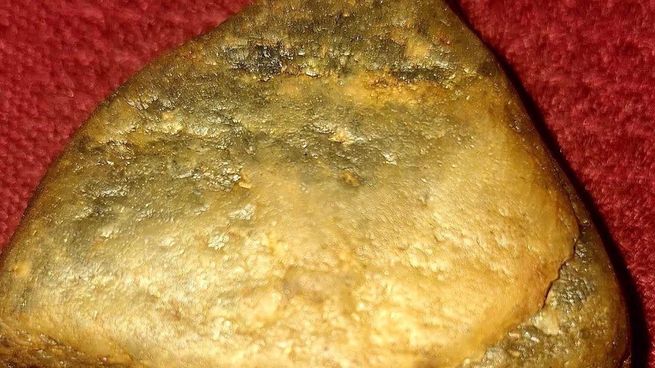 Different types of corundum rough sapphire 