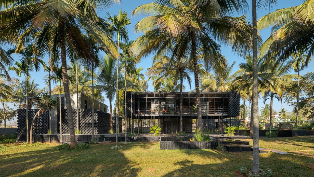 Where Steel Meets Serenity: Inside the 6069 ft² House on Pipes in Bangalore