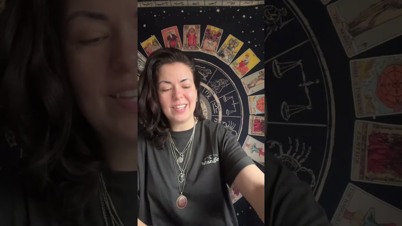 ЧТО ПРОИСХОДИТ В ЕГО ЖИЗНИ СЕЙЧАС ? #таро #tarot #гадание #картытаро #раскладонлайн +79537125888
