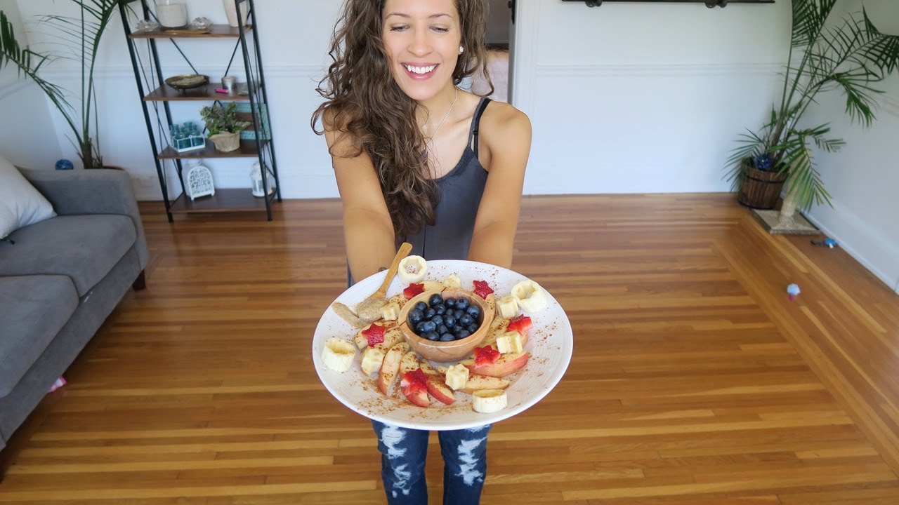 WHAT I EAT IN A DAY