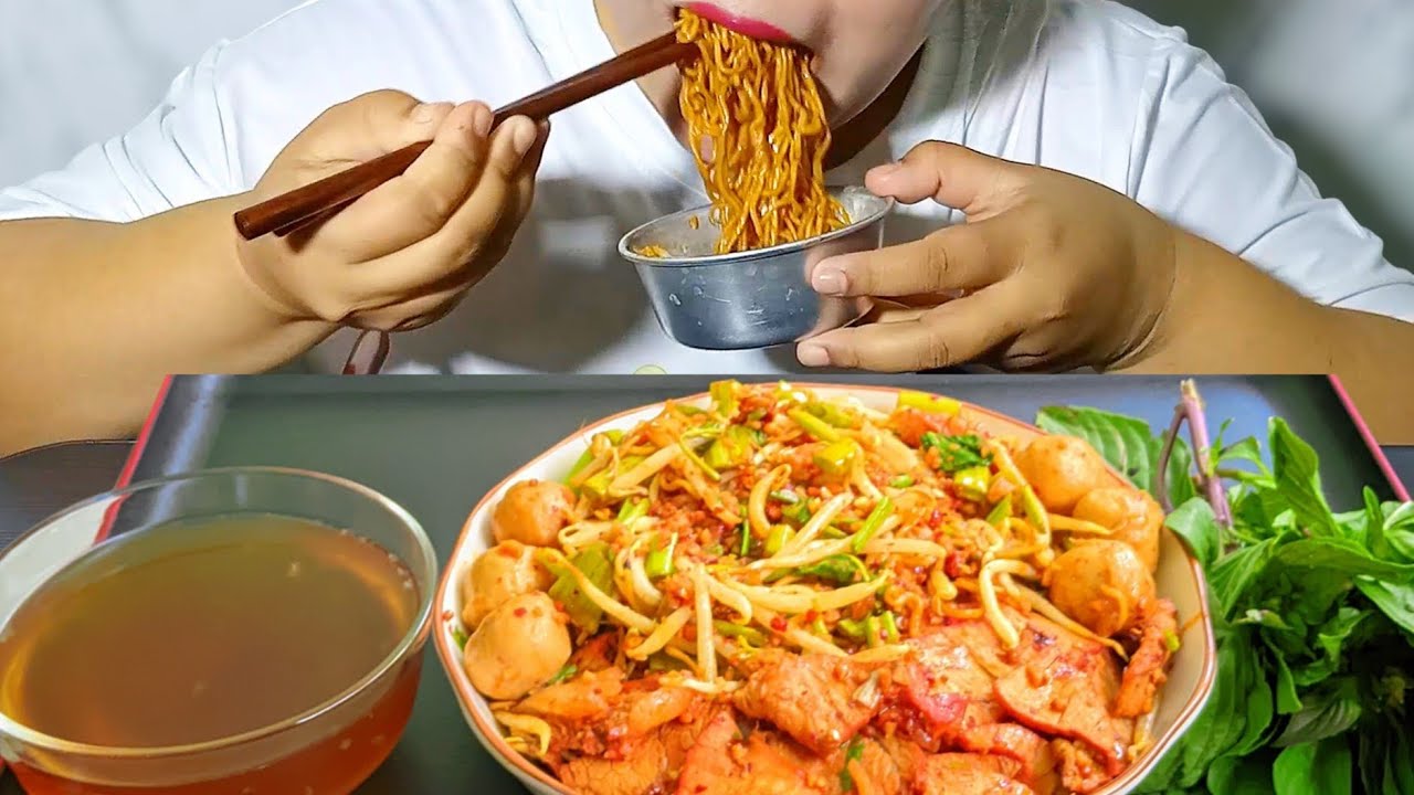 SPICY NOODLES WITH PORK SALAD, thaifood 🍜😋