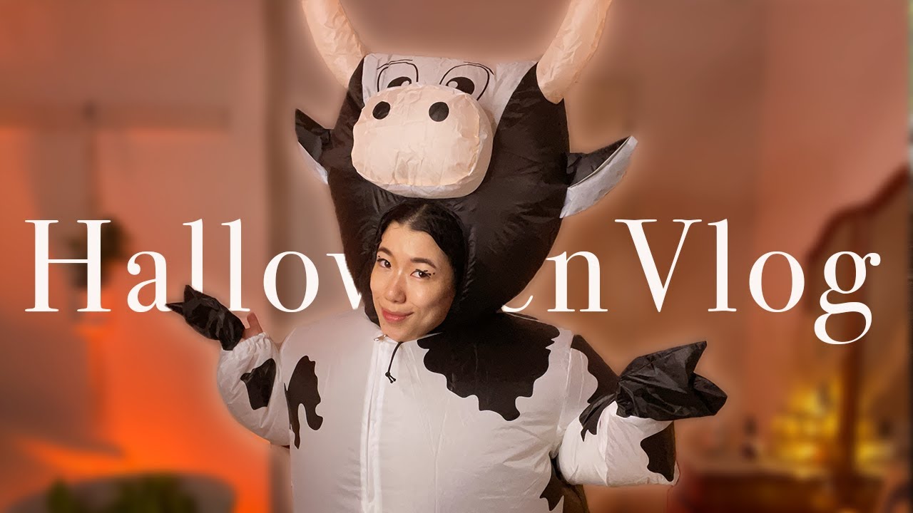 Halloween Vlog in Tokyo | Inflatable Cow Costume & Costume Party