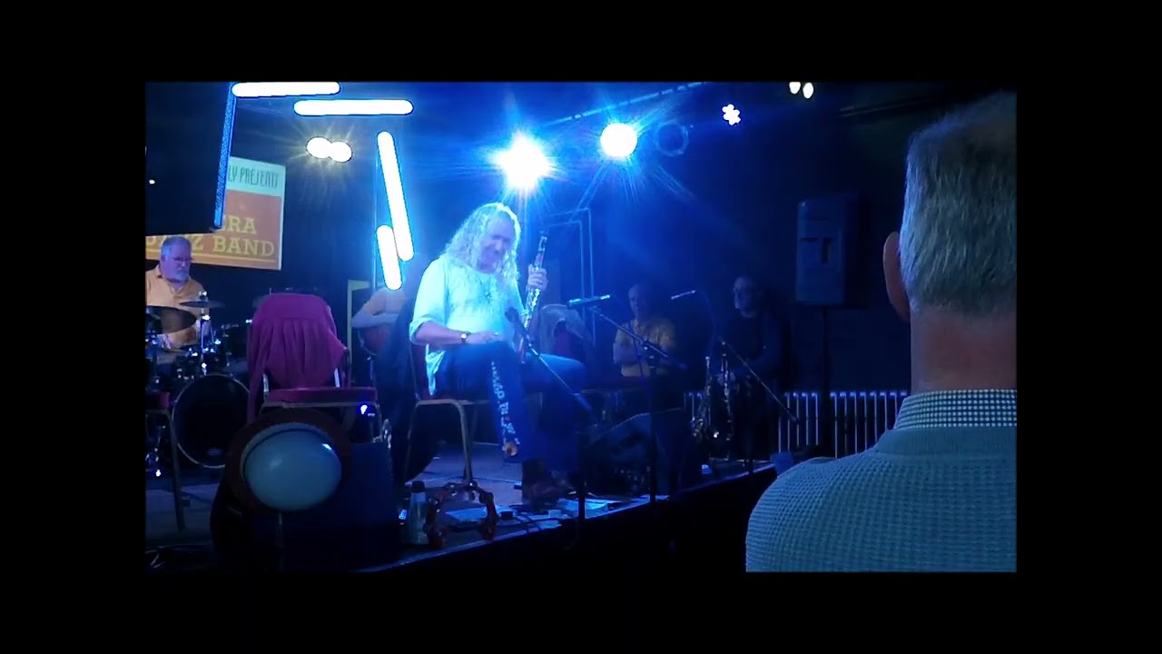 Poor Butterfly with Star clarinetist Julian Marc Stringle and the Golden Era Jazz Band