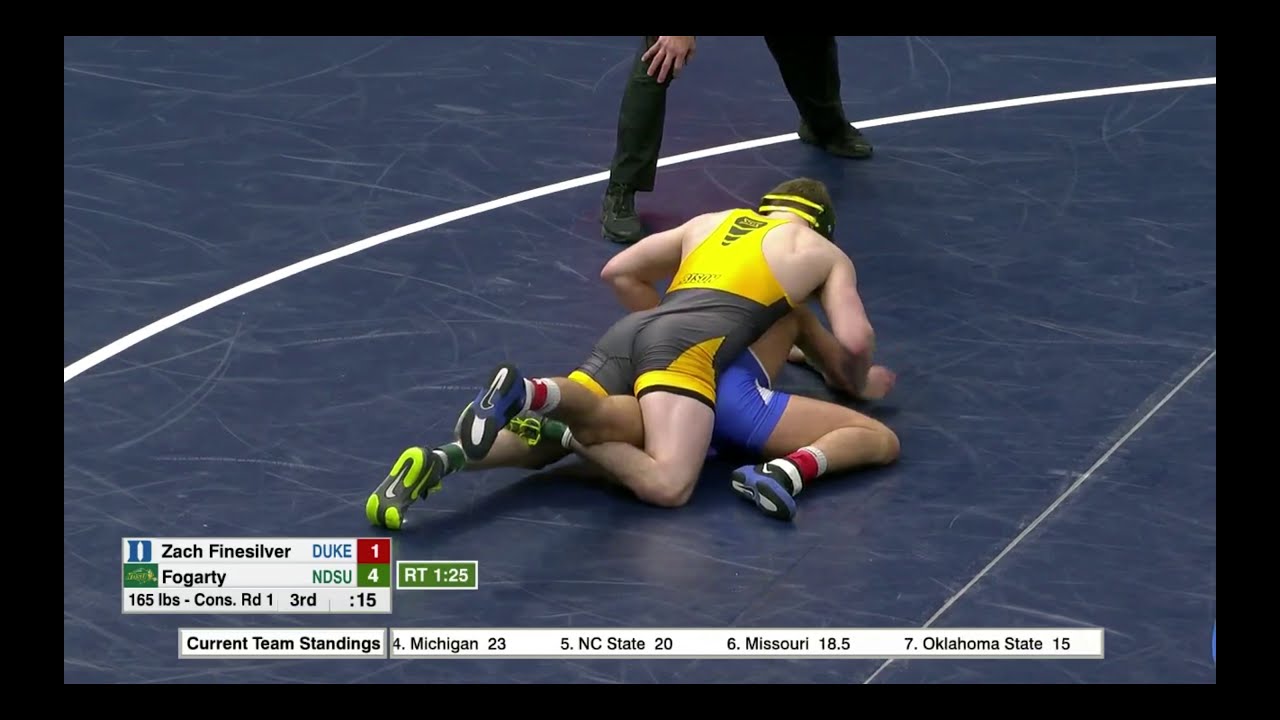 165lbs: Andrew Fogarty (NDSU) dec Zach Finesilver (Duke)