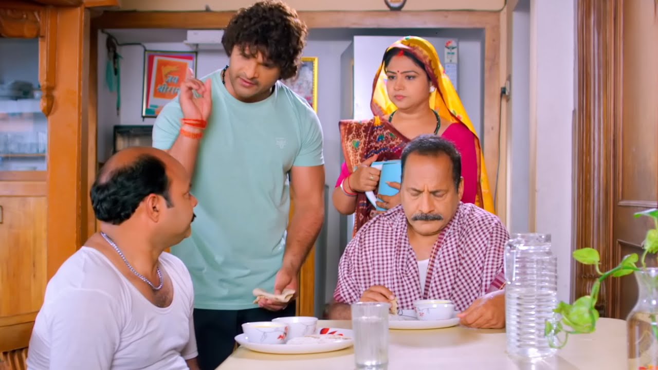 खेसारी लाल ने अपने घर में मचाया बवाल  | Bol Radha Bol Scene
