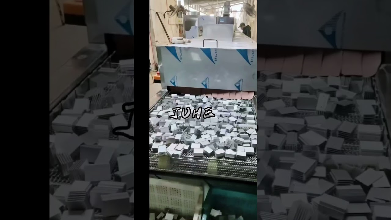 Aluminum profiles Radiator parts Degreasing cleaning and drying Conveyor ultrasonic Washing machine