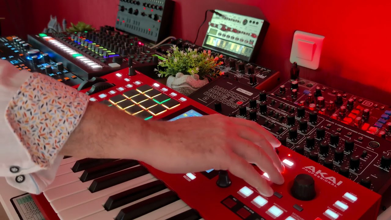 30mn sound exploration with Hydrasynth and MPC Key sequencer
