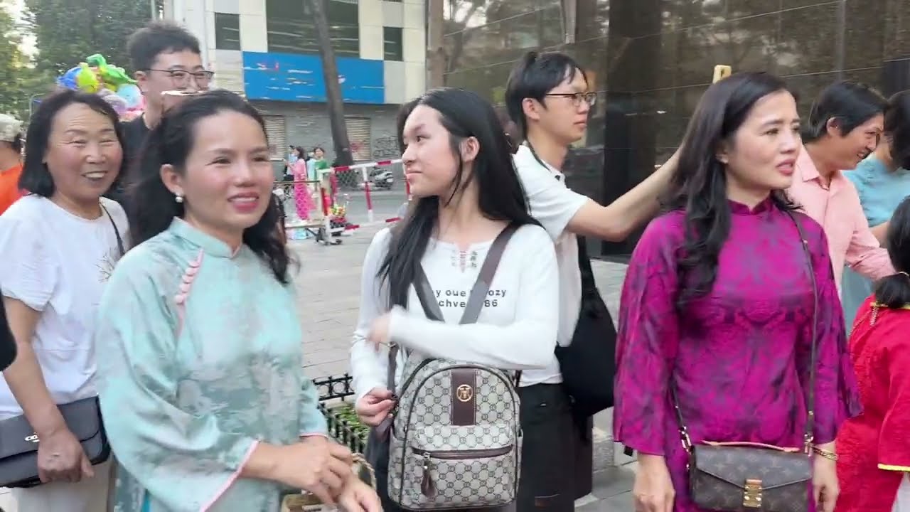 ✨ MÙNG HAI TẾT 2026 NGẮM HOA Ở Đường hoa Nguyễn Huệ | PMK JOLIE ✨