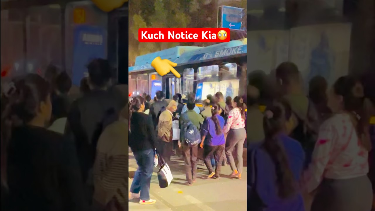 😳Pickpocketer spotted in DTC #bus #crowd #trending #youtubeshorts #youtube #trendingshorts #shorts