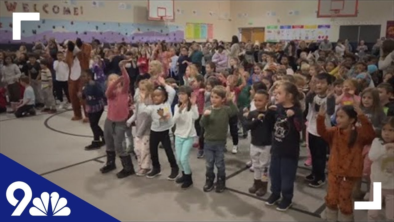 Arrowhead Elementary students pick new mascot