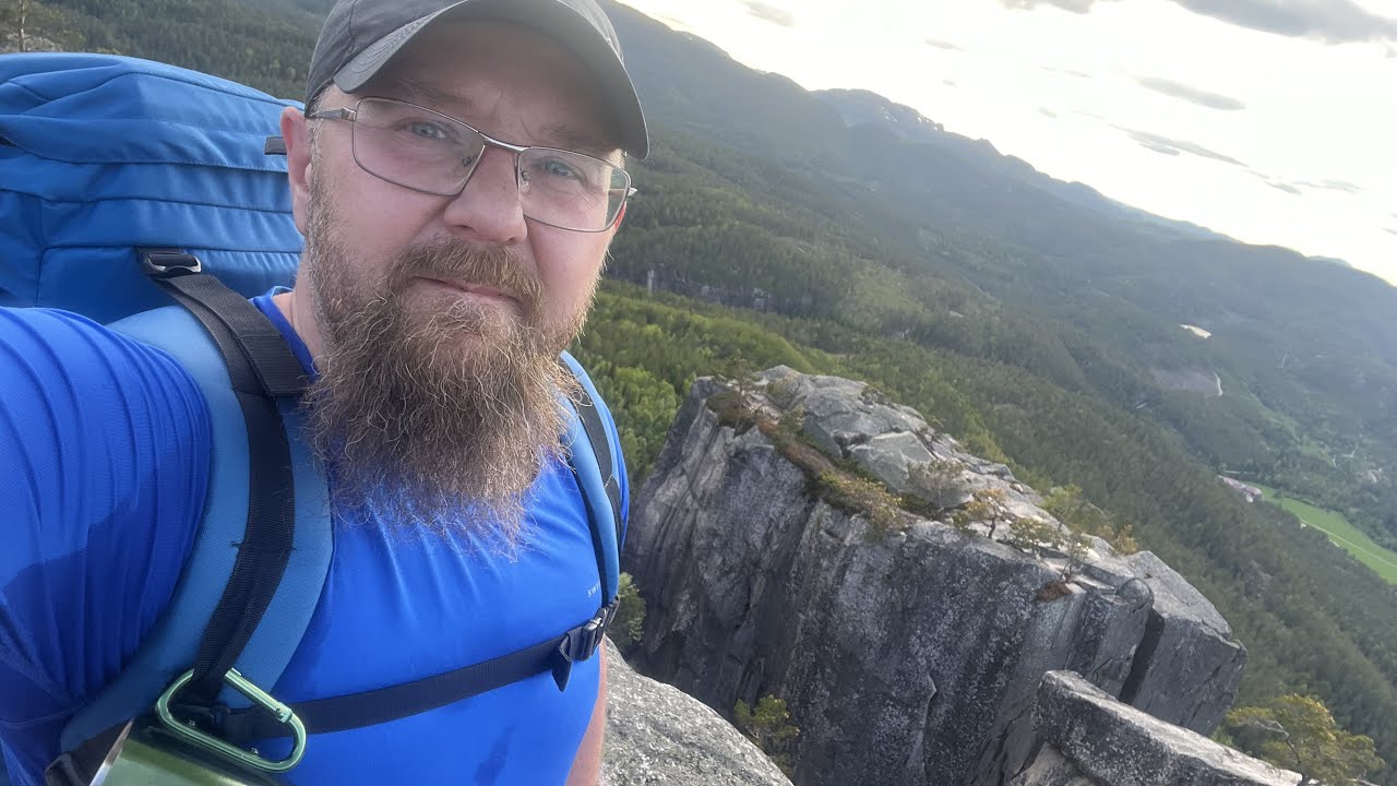 Gygrestolen. Hike in Norwegian mountain. Night in tent. Sunrise.