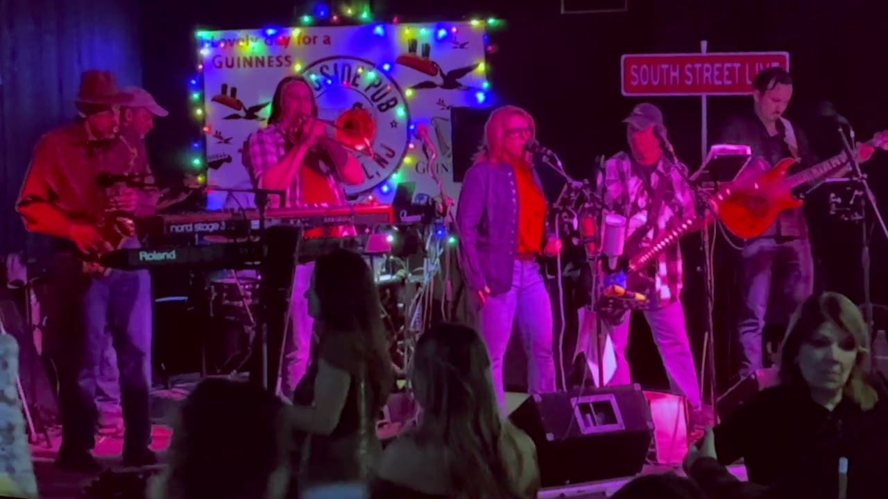I'm the Only One - Melissa Etheridge cover by South Street Live