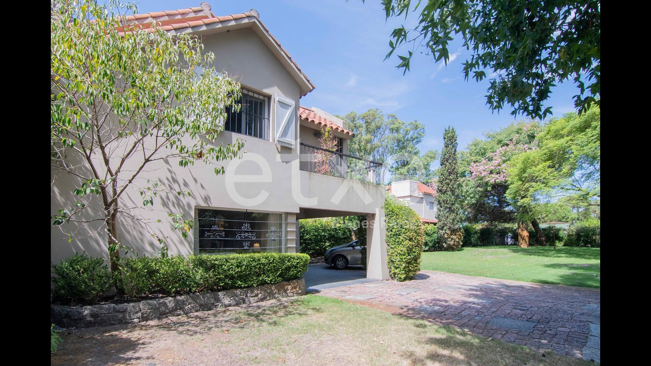 Casa en Venta Carrasco 