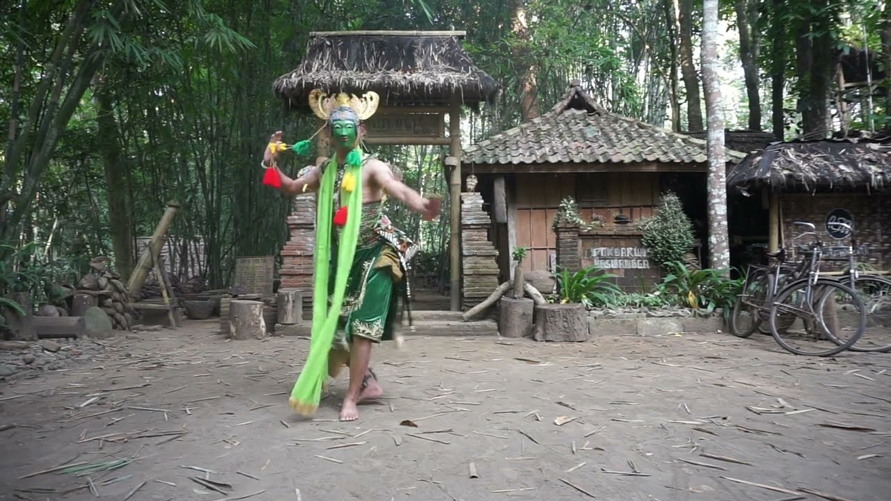 TARI TOPENG MALANG PANJI ASMARA BANGUN Eko Ujang K