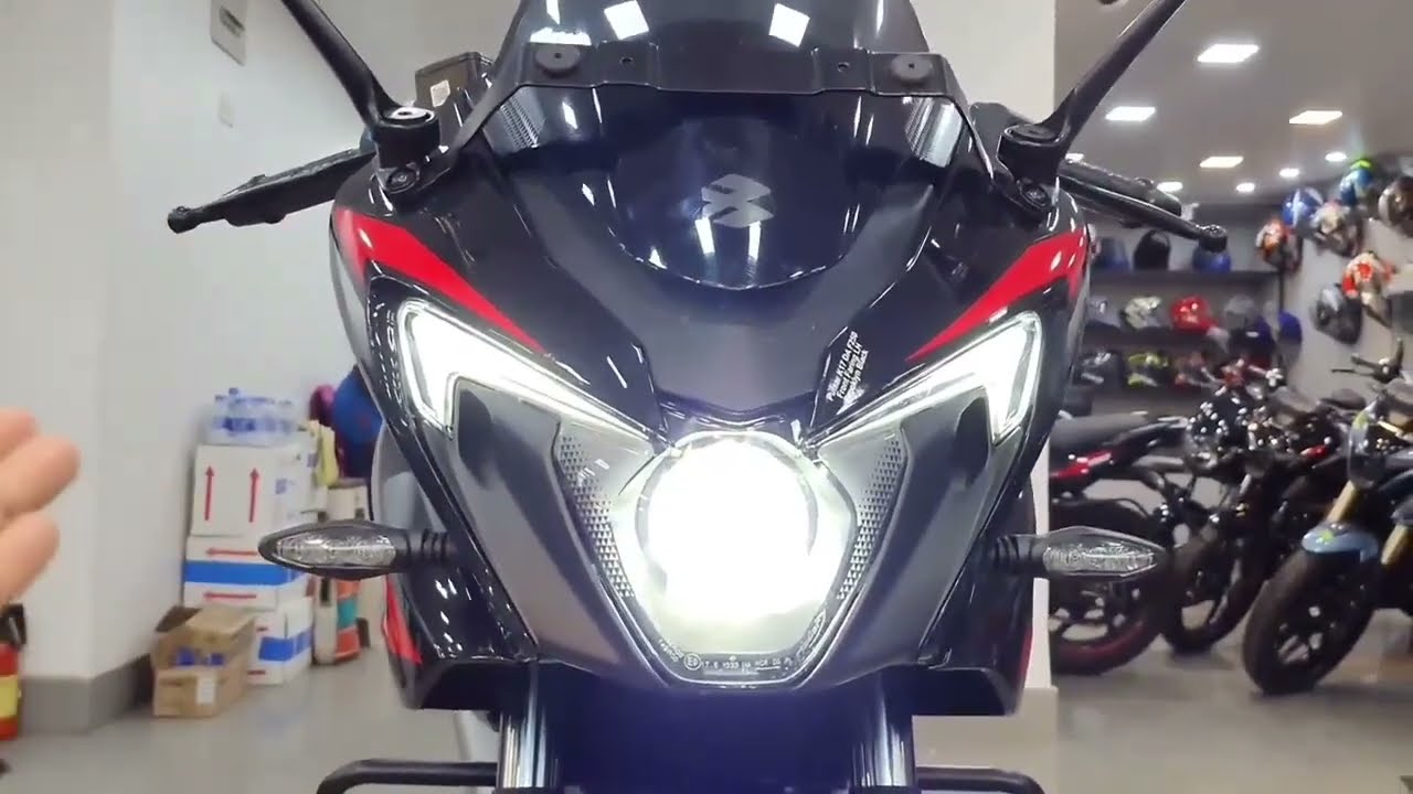 Bajaj Pulsar 220F: The Legend Never Dies! 🔥 | Modified Look & Sound #bikereview 