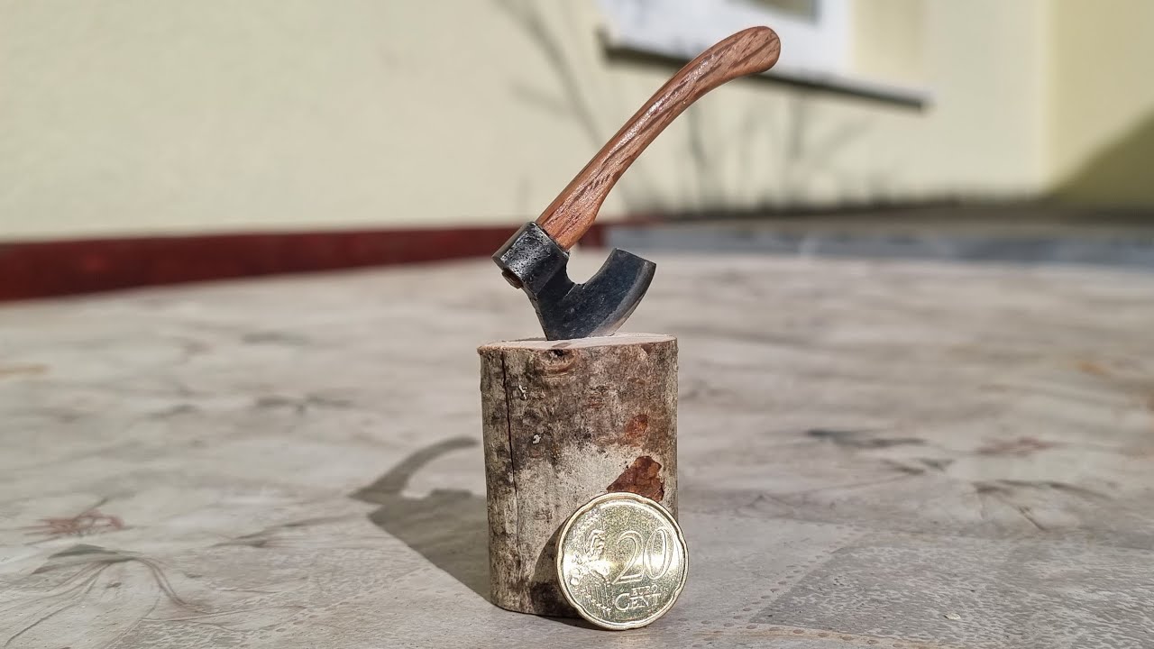 Making - Forging a Mini Axe from scrap metal 🪓
