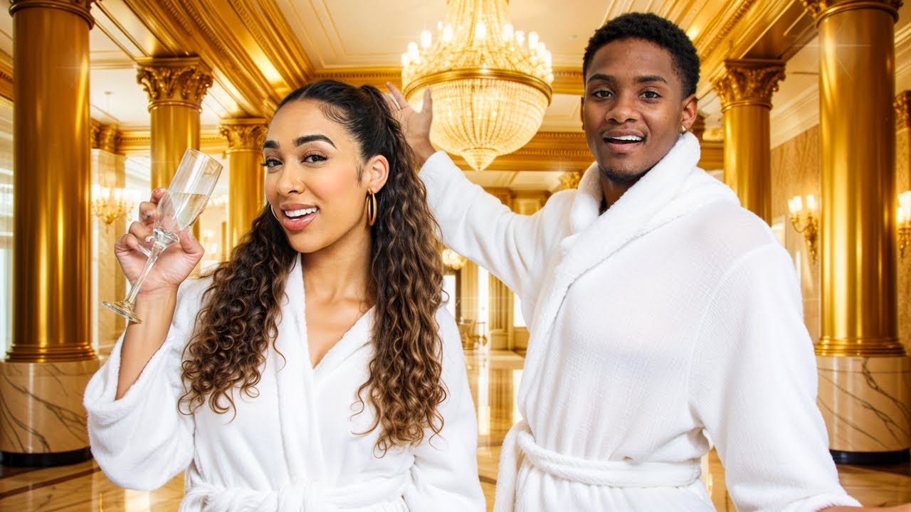 WE STAYED AT A 5 STAR HOTEL IN NYC!! *We Were Shocked*
