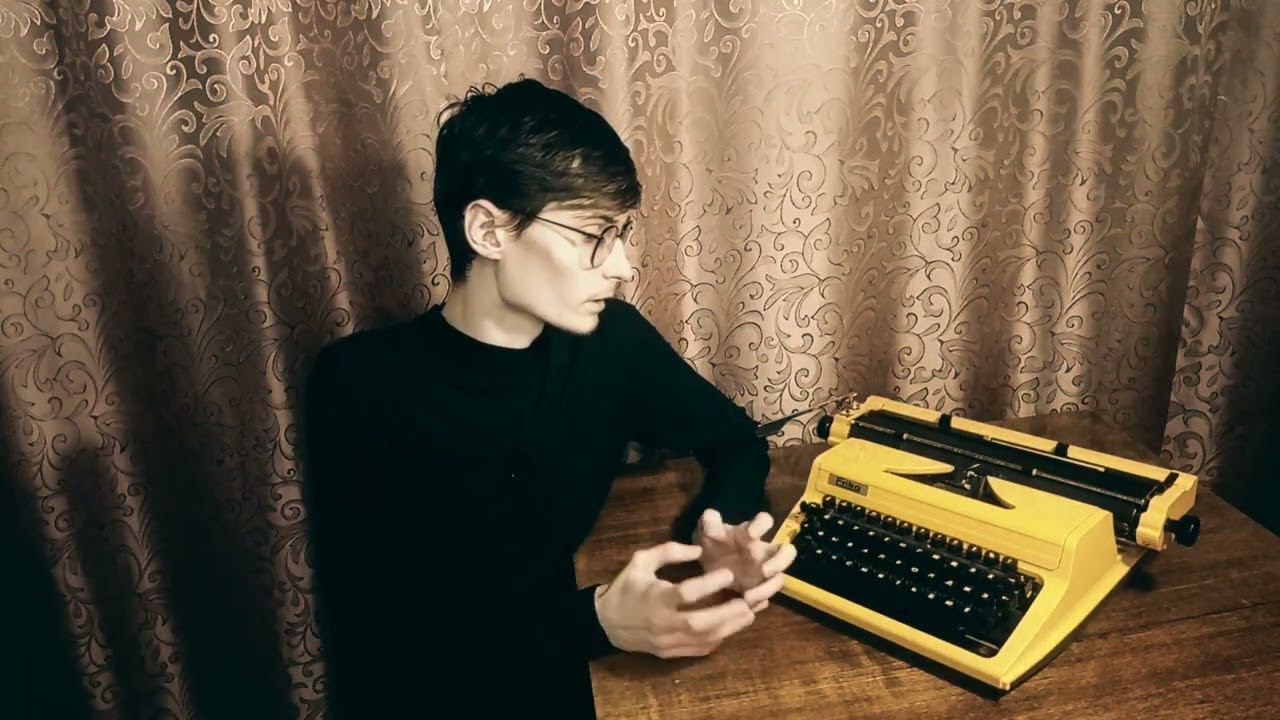 Печатная машинка Эрика 127 1983 (обзор).