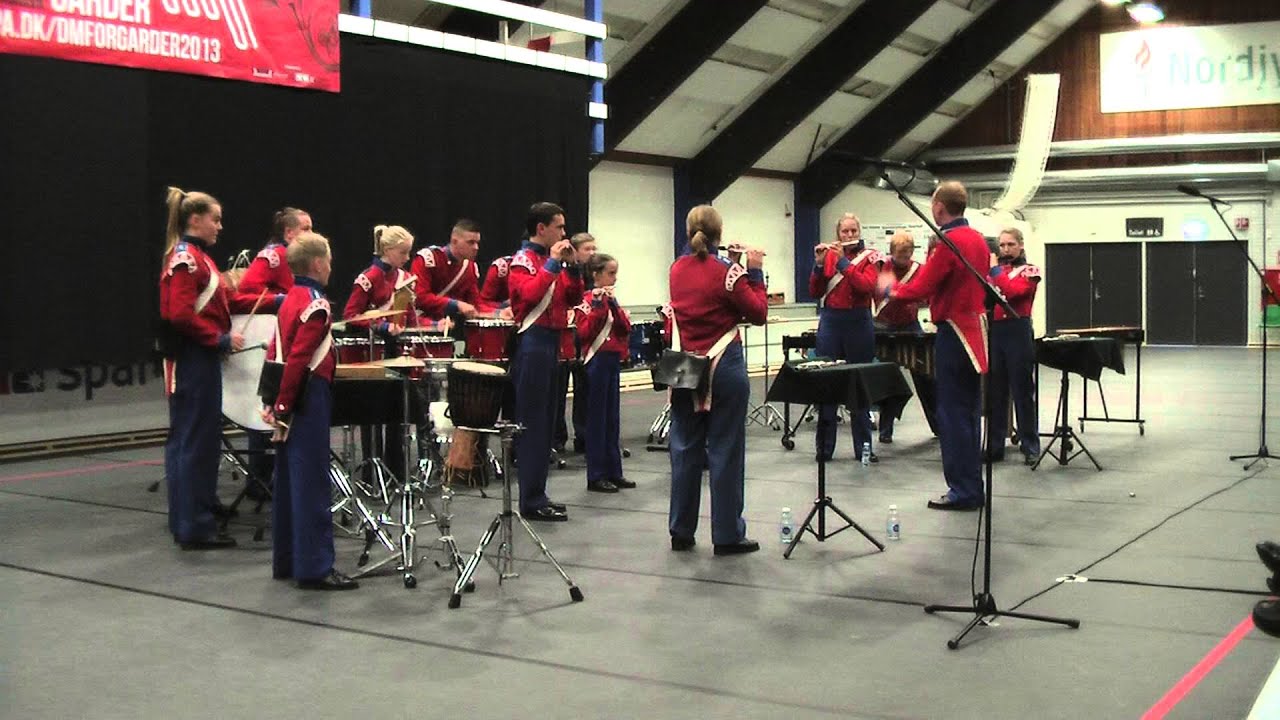 6. Juli Gardens Tambourkorps - A World of Folk - DM 2013