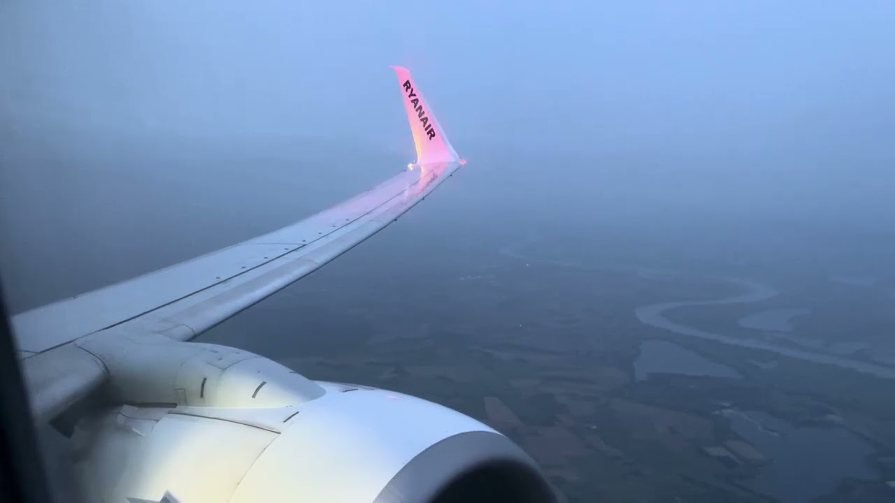 20251003 - Ryanair Boeing 737-800 - Takeoff from EDLV (FR2126 EDLV-LDZA) - Seat 7A