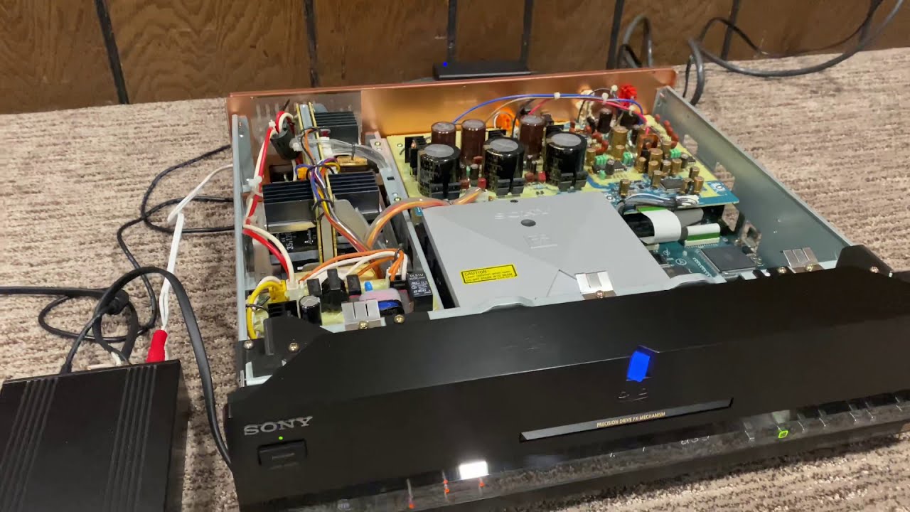 Обзор и демонстрация Sony DVP-S9000ES