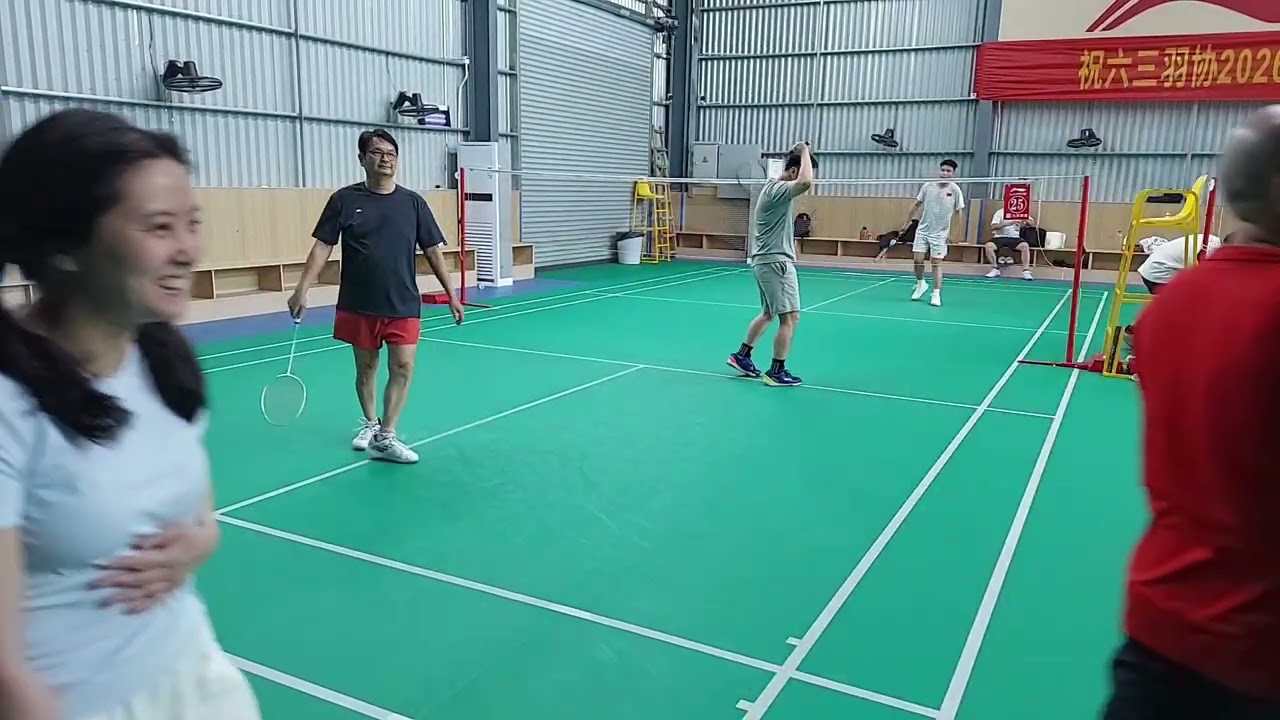 Badminton game, Zhongshan, China 3 6 26 7