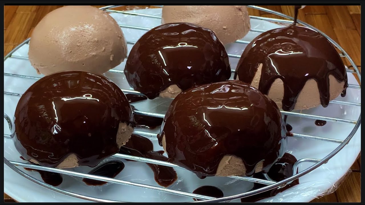 LOW CALORIE YOGURT CHOCOLATE MOUSSE CAKE