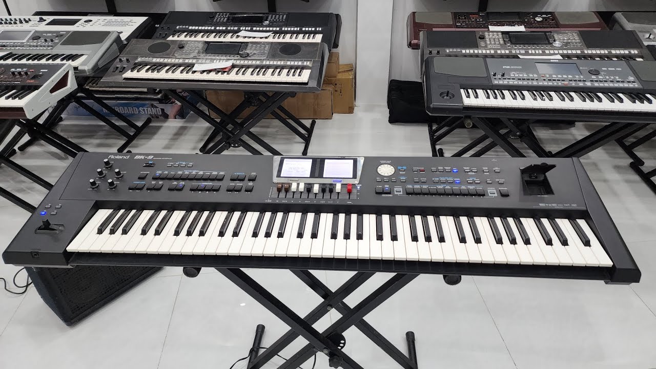 (Đã Bán) đàn Roland BK9 đẹp zin xuất sắc giá cực rẻ (0986034610)