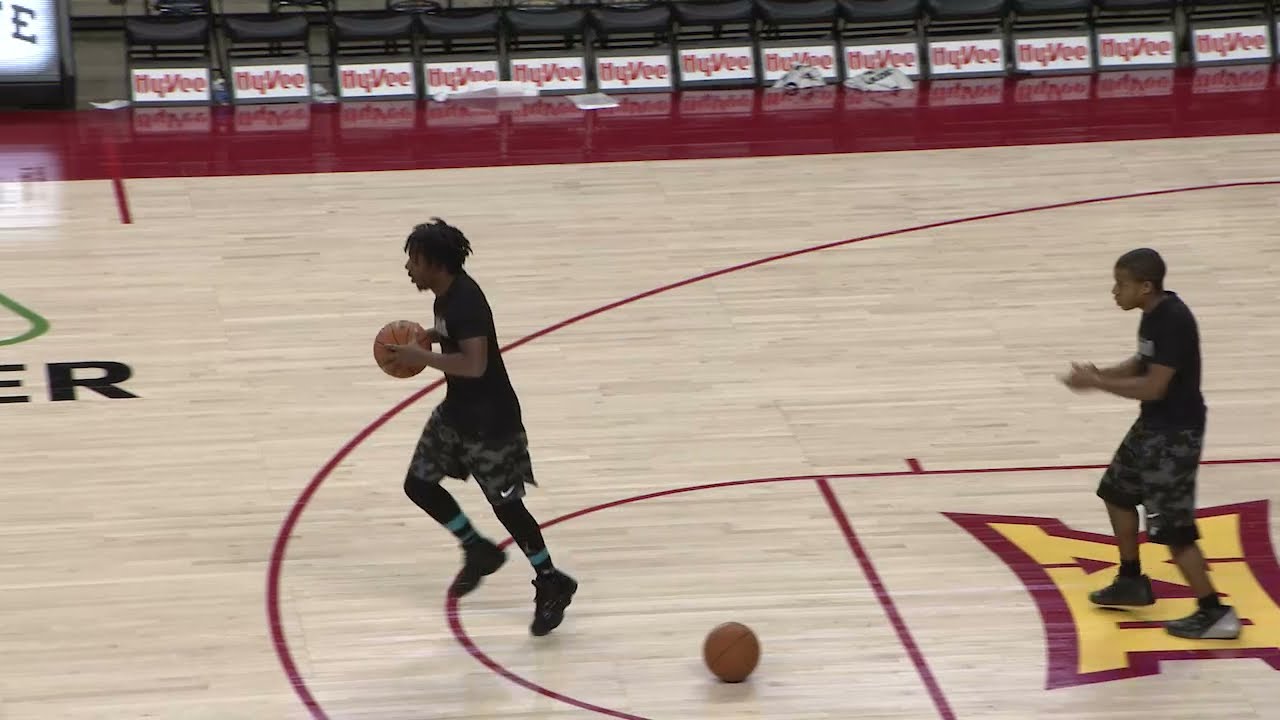2021-22 Men's Basketball Halftime Performance - Air Elite Dunkers