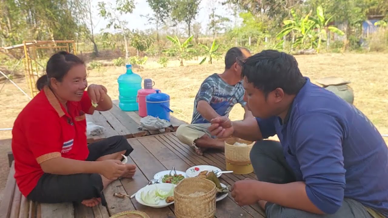 กินข้าวพร้อมหน้า3คนเมนูอะไรบ้าง#จิตอาสา 