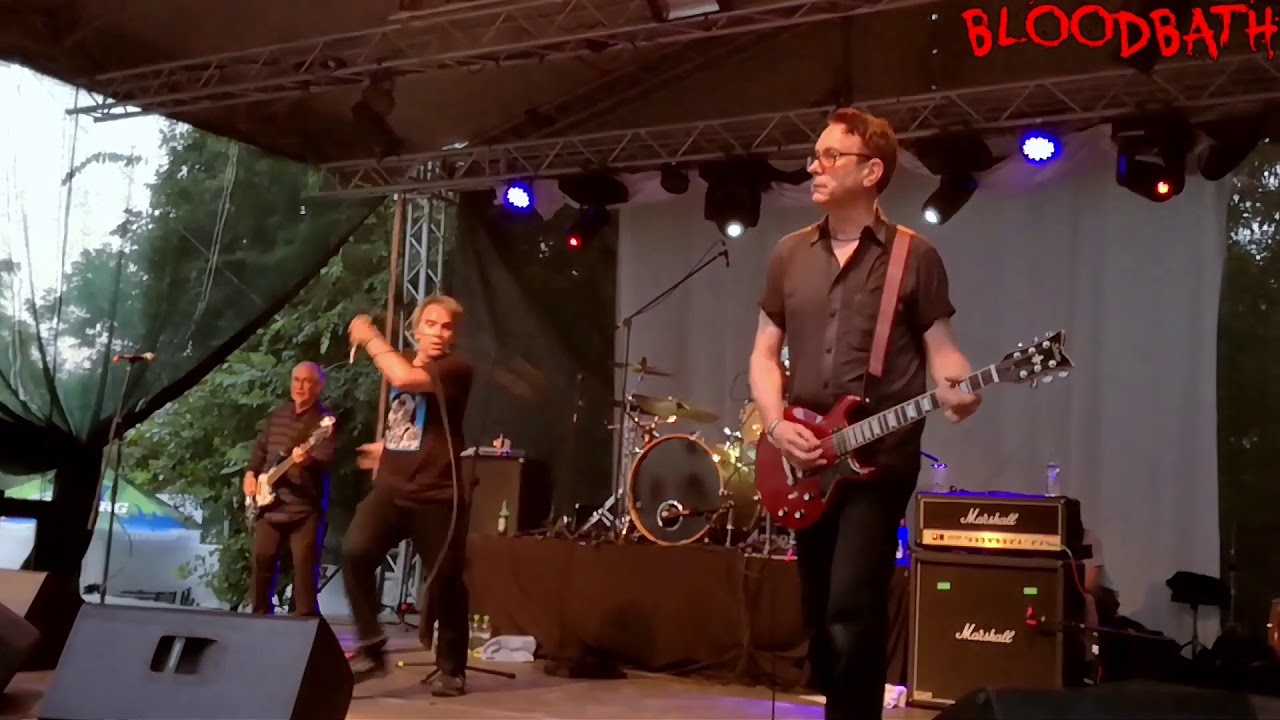 Dead Kennedys - Too Drunk To Fuck [Live in Bucharest, Romania 03.07.2018]