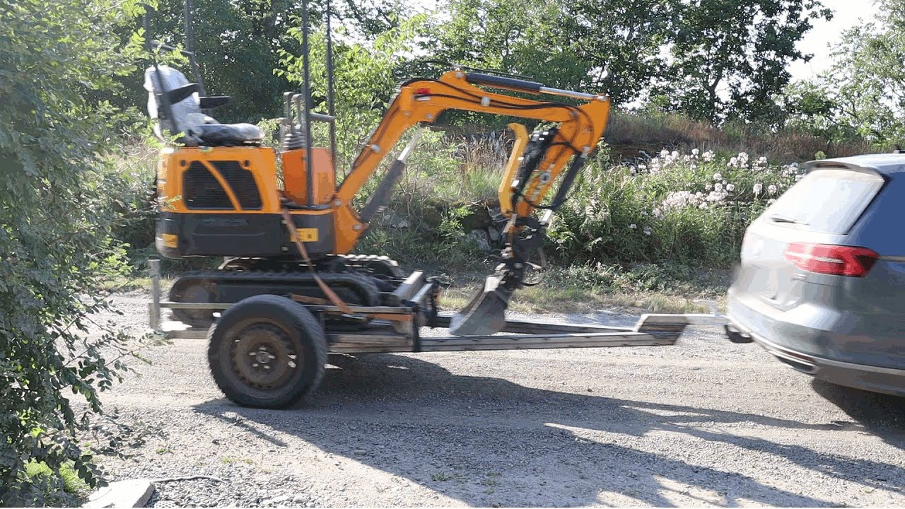 The trailer for the XN08 mini-digger is ready
