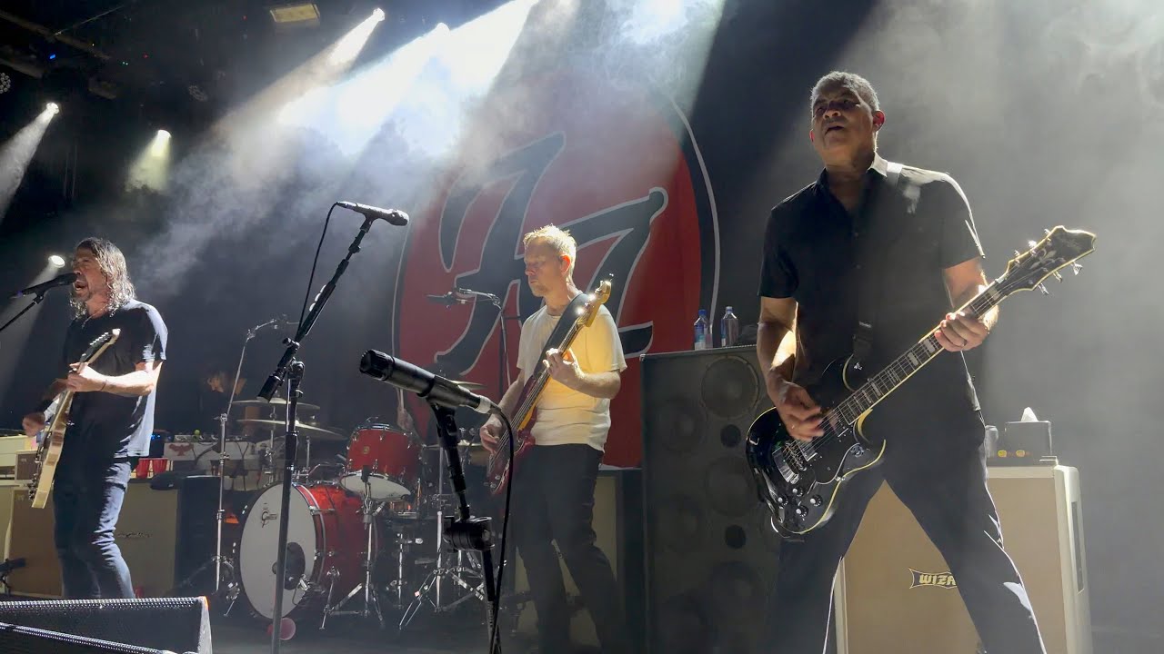 Low - Foo Fighters (New Haven, CT, 2025) (4K HDR)