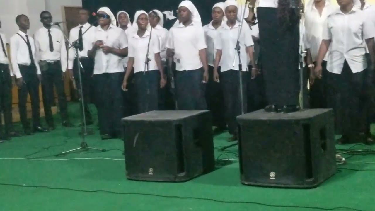 SEIGNEUR NOUS TE LOUONS - CHORALE MINU - PAROISSE DE TALANGAÏ - ÉVANGÉLIQUE  DU CONGO