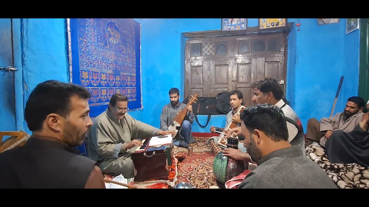 KALAM'E BILAL HAJAM SEAB|SINGAR FAROOQ AHMAD GANIE|ROOE MILNOWUM TAARAN SEET 