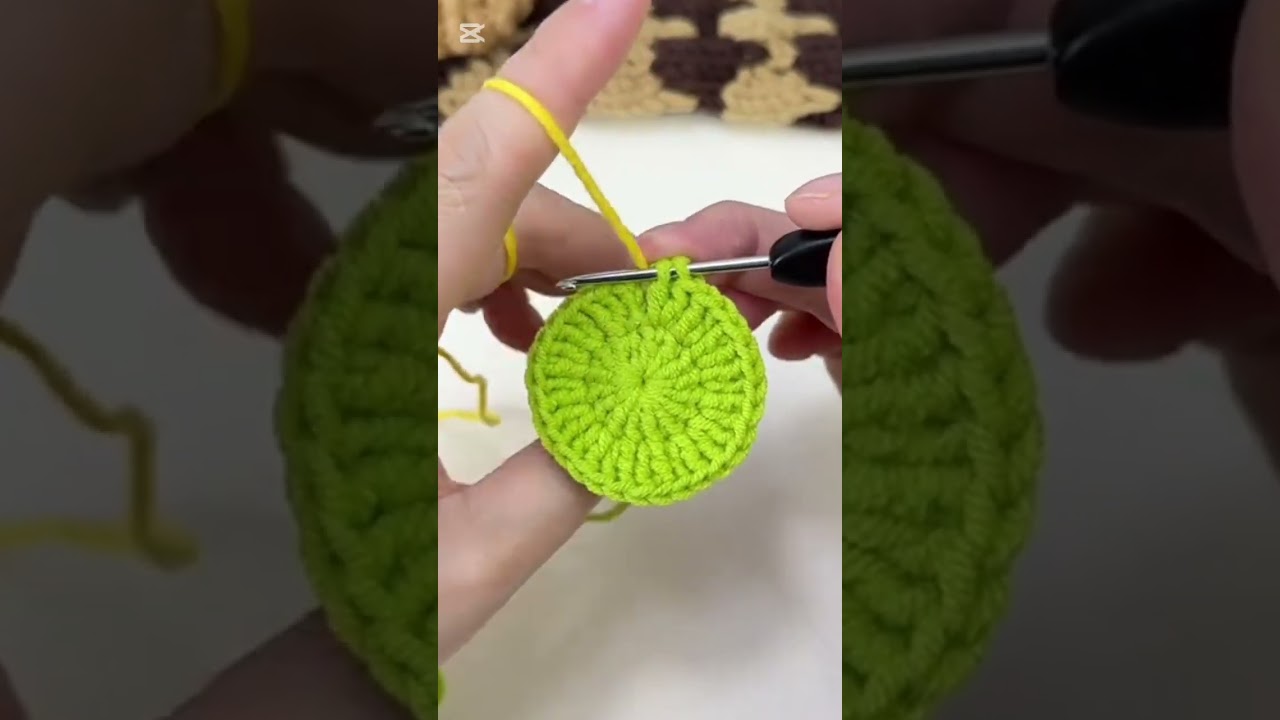 Crochet Coaster Center| Adding new colour yarn to Crochet Coaster Effortlessly| #basiccrochet