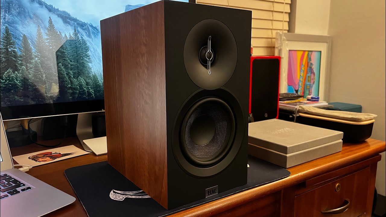 This ELAC left me speechless. The Elac Debut DB53 
